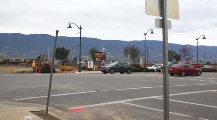 New stop light on Front Street