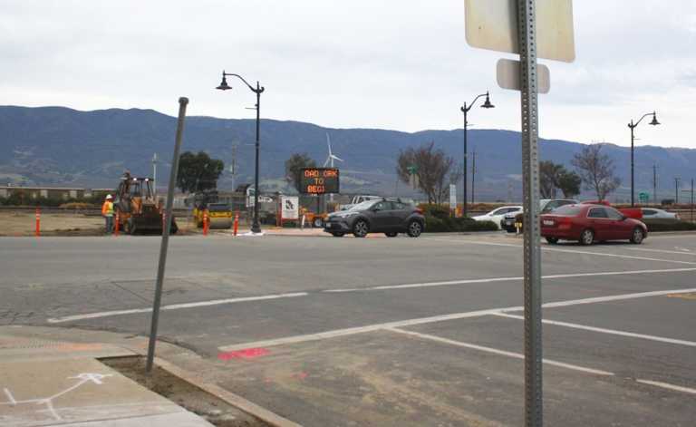 New stop light on Front Street