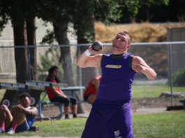 Munoz, Contawe in finals