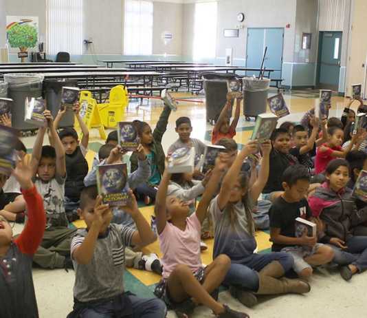 Rotarians deliver dictionaries to Soledad third graders