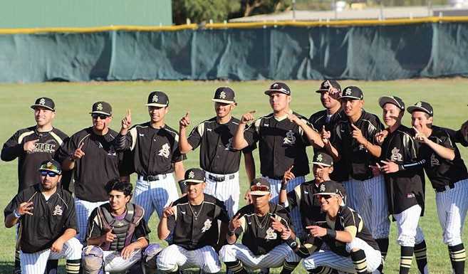 Aztecs win league crown