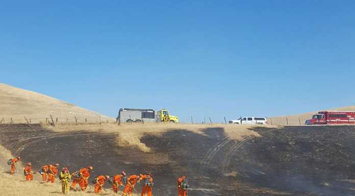 Grass fire injures 3 firefighters near Greenfield