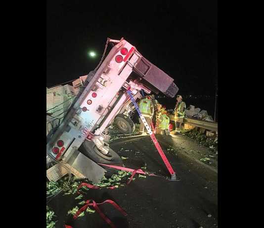 Tractor trailer crash slows down 101