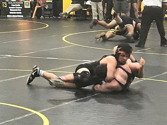 Wrestling | South County wrestlers place at Apple Cider