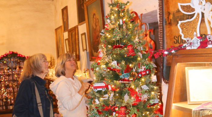 Soledad Mission decorates grounds, museum for Christmas